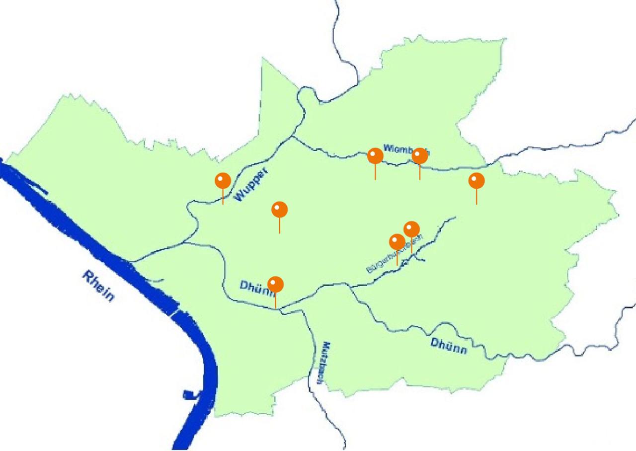 Karte von Leverkusen mit markierten Risikogewässern Rhein, Wupper, Dhünn, Wiembach und Mutzbach